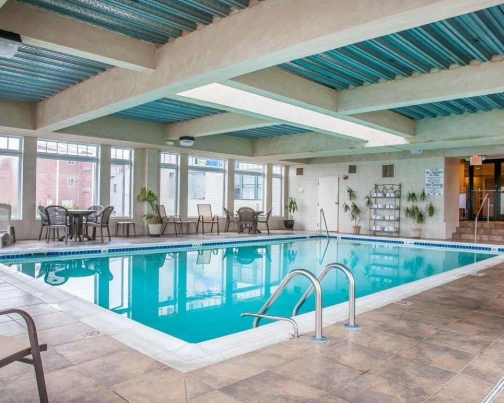 Comfort Inn at Newport Beach Middletown Main image