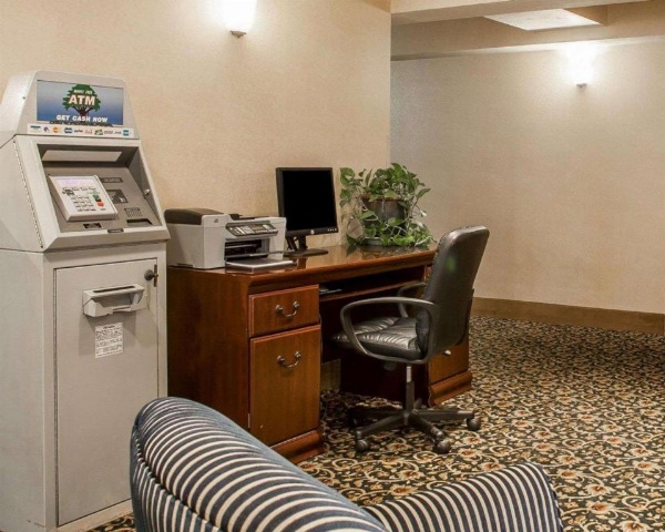 Comfort Inn at Newport Beach Middletown image 10