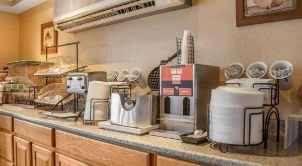 Comfort Inn at Newport Beach Middletown image 15